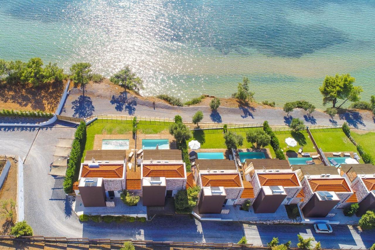 Kalma Villa Ena Nea Moudania Exterior photo
